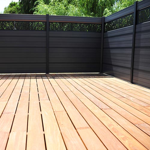 Terrasse en bois exotique en région nantaise