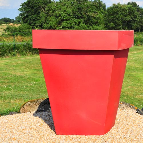 Pot géant pour aménagement de jardin près de Nantes