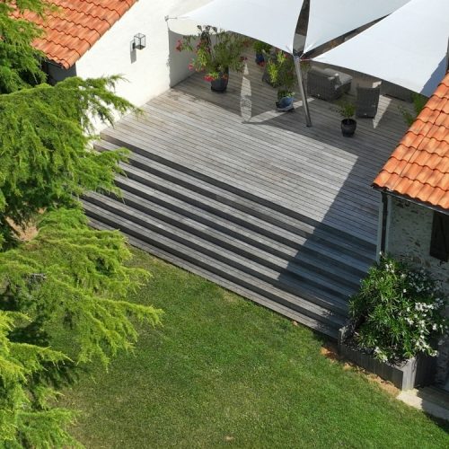 Terrasses-et abords-de-piscine-Bretaudeau-paysagiste