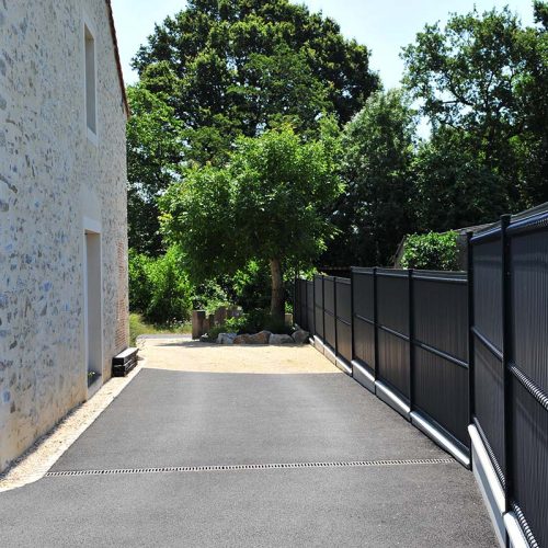 cloture-enrobe-gravier