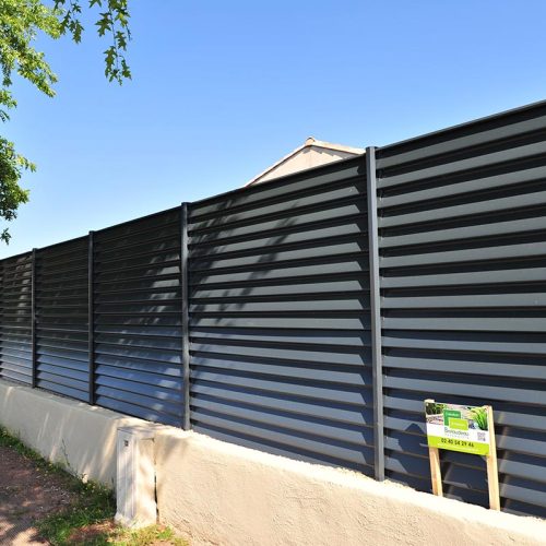 cloture_panneaux_aluminium