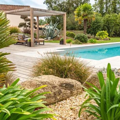 plantation-autour-d-une-piscine